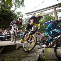 明日は愛媛でRED BULL HOLY RIDEですね。